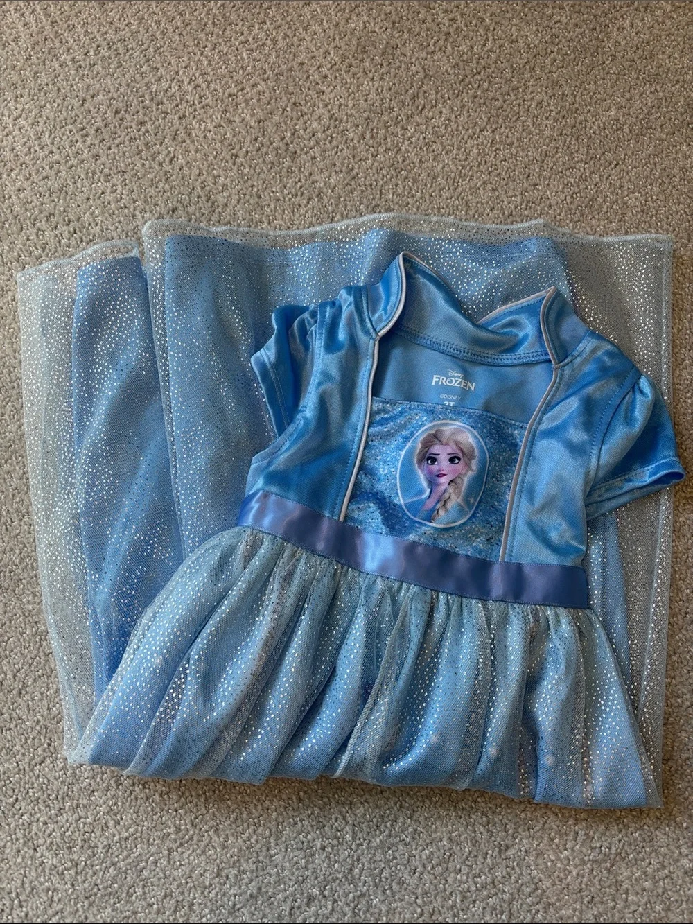 Disney Frozen 2 Sparkling Dress/Nightgown